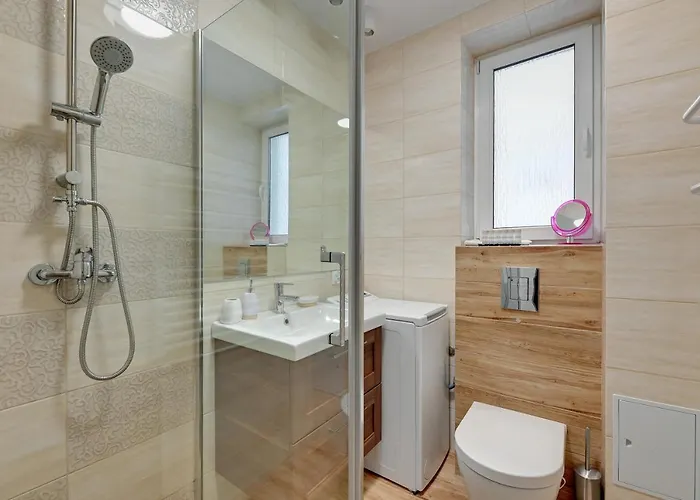 Dom & House - Old Town Straganiarska Lägenhet *