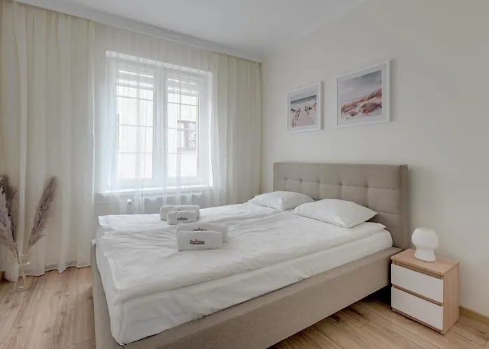 Dom & House - Old Town Straganiarska Lägenhet